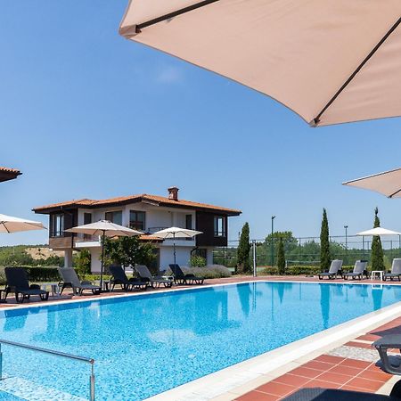 Villas In Complex Trakiyskiy Bryag لوزينيتس المظهر الخارجي الصورة