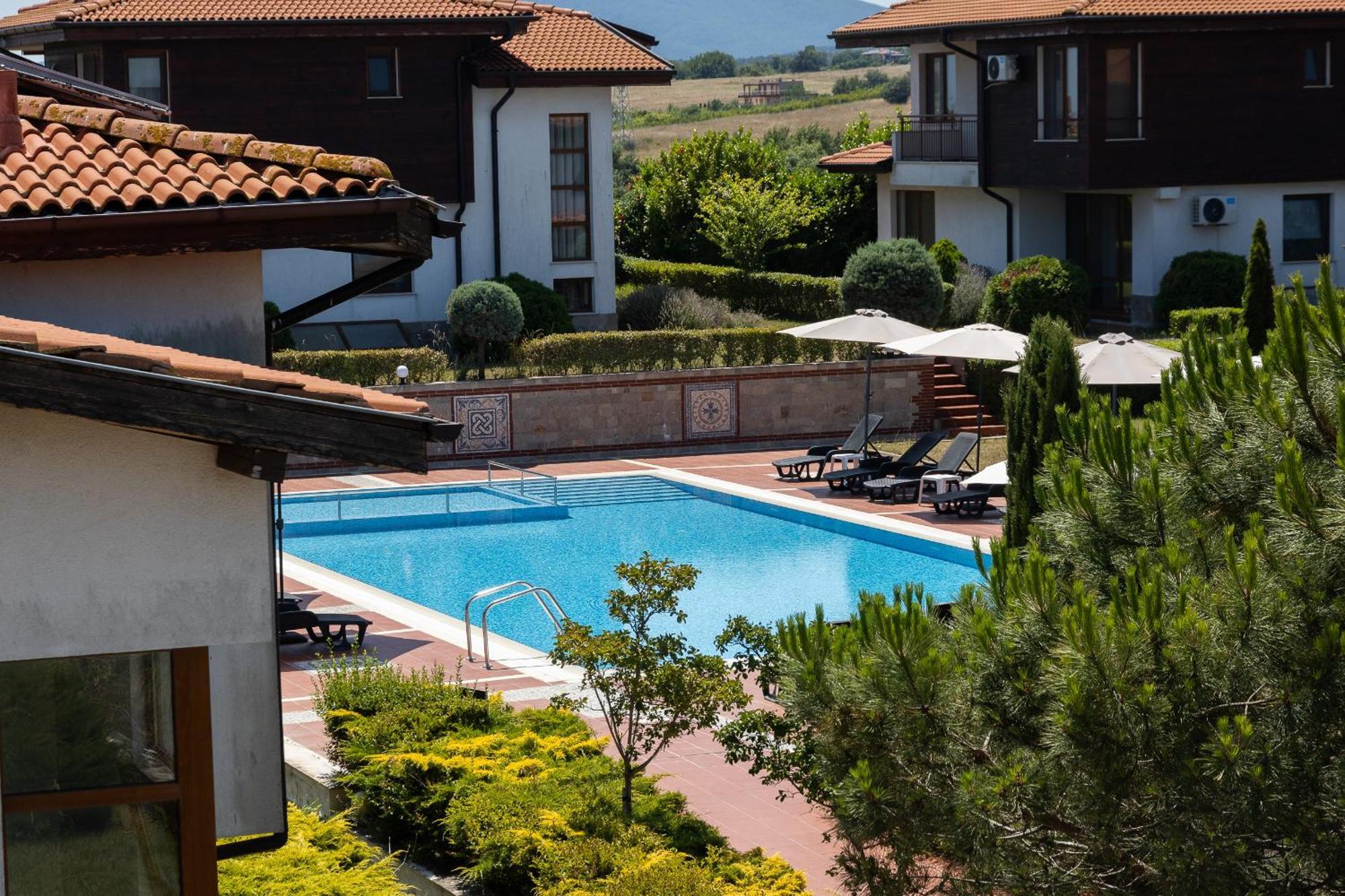 Villas In Complex Trakiyskiy Bryag لوزينيتس المظهر الخارجي الصورة