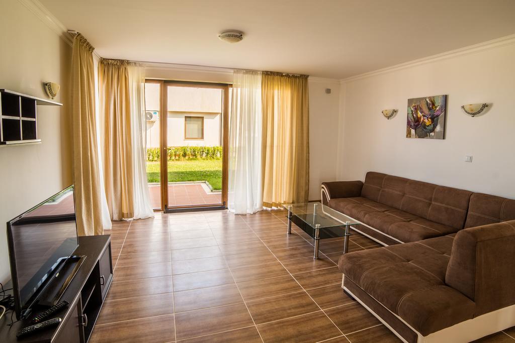 Villas In Complex Trakiyskiy Bryag لوزينيتس المظهر الخارجي الصورة