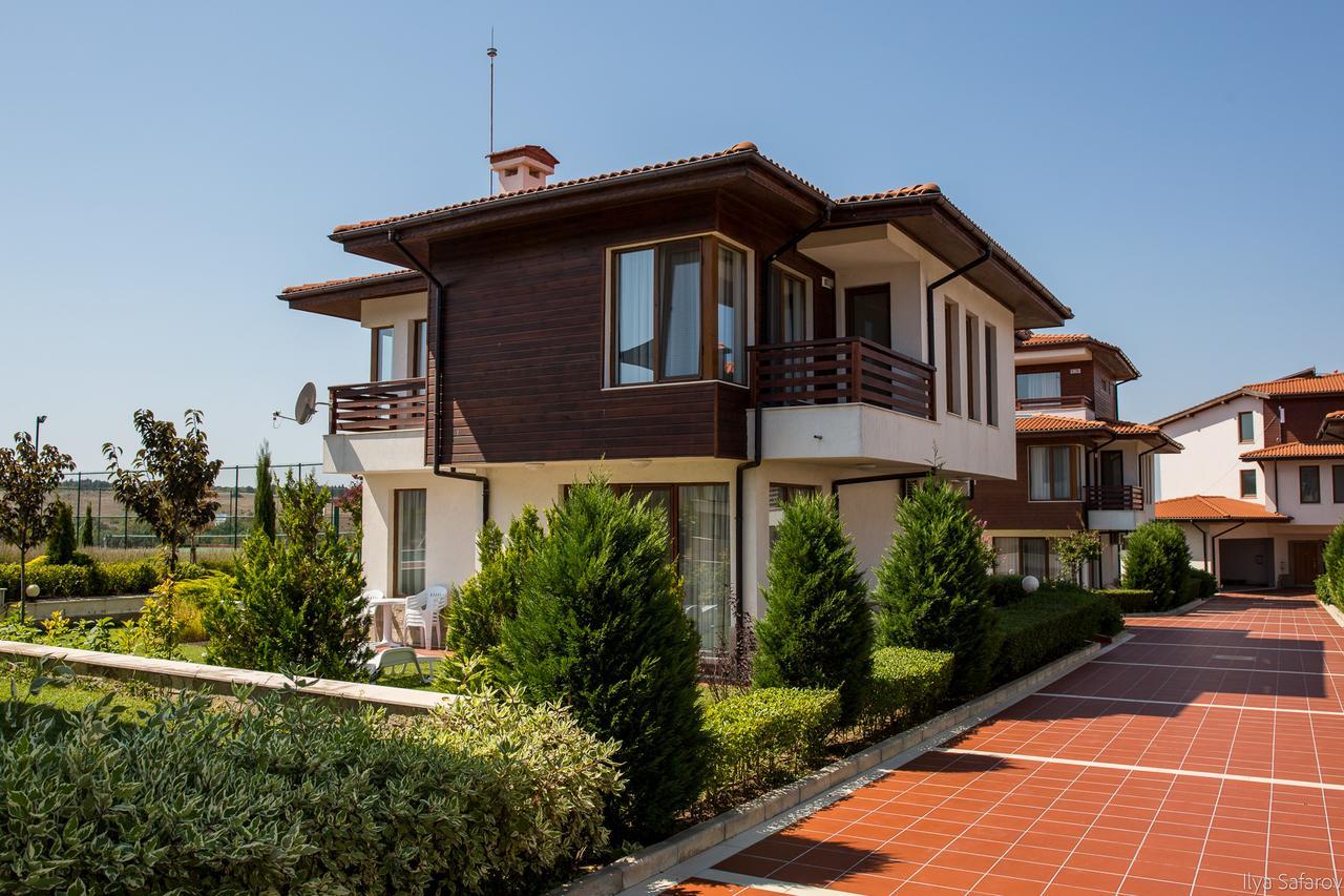 Villas In Complex Trakiyskiy Bryag لوزينيتس المظهر الخارجي الصورة